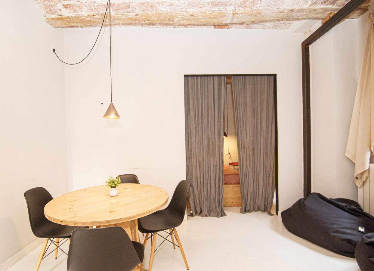 Apartamento Tr Auriga En El Barri Vell ชีโรนา ภายนอก รูปภาพ