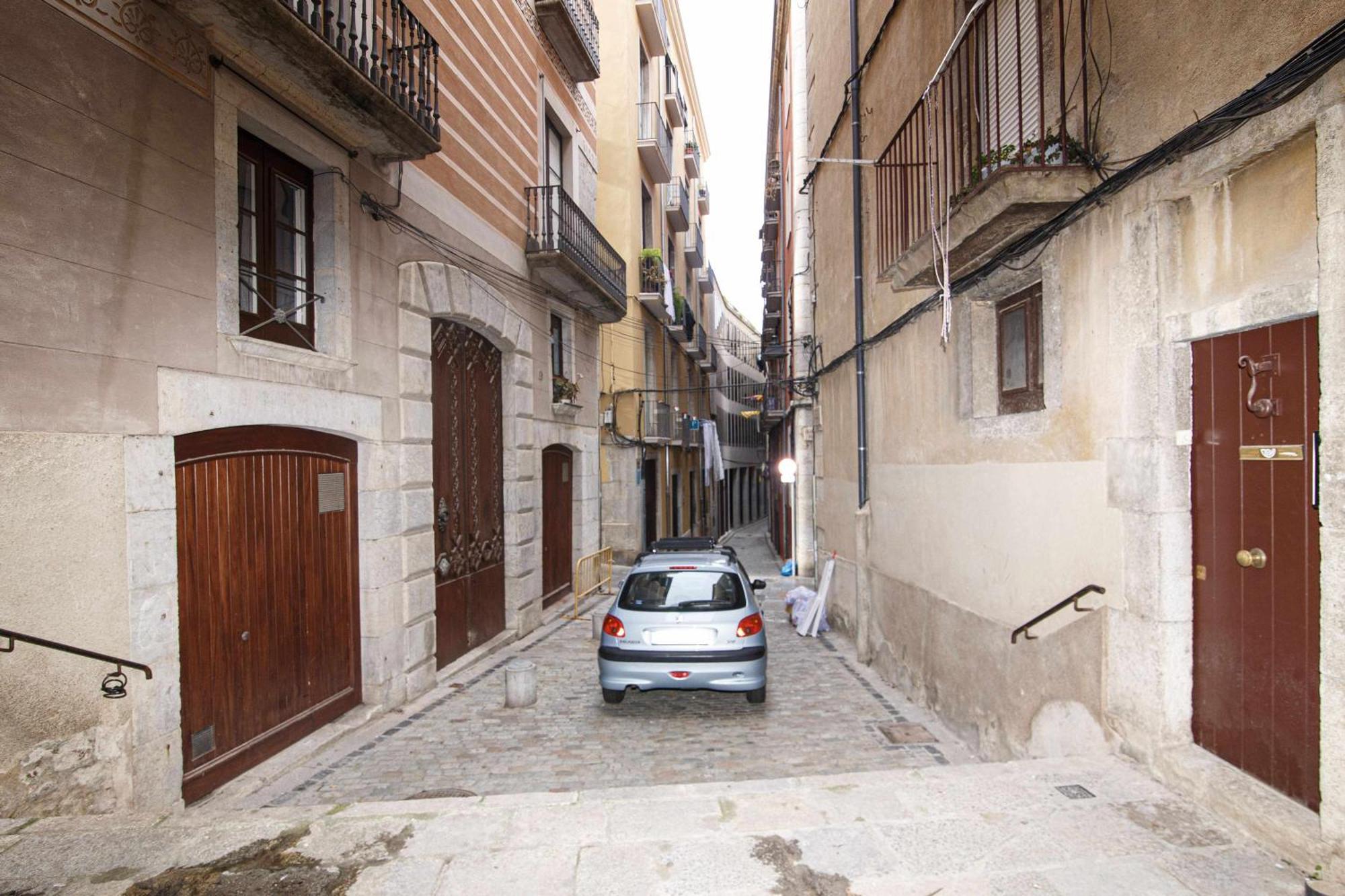 Apartamento Tr Auriga En El Barri Vell ชีโรนา ภายนอก รูปภาพ