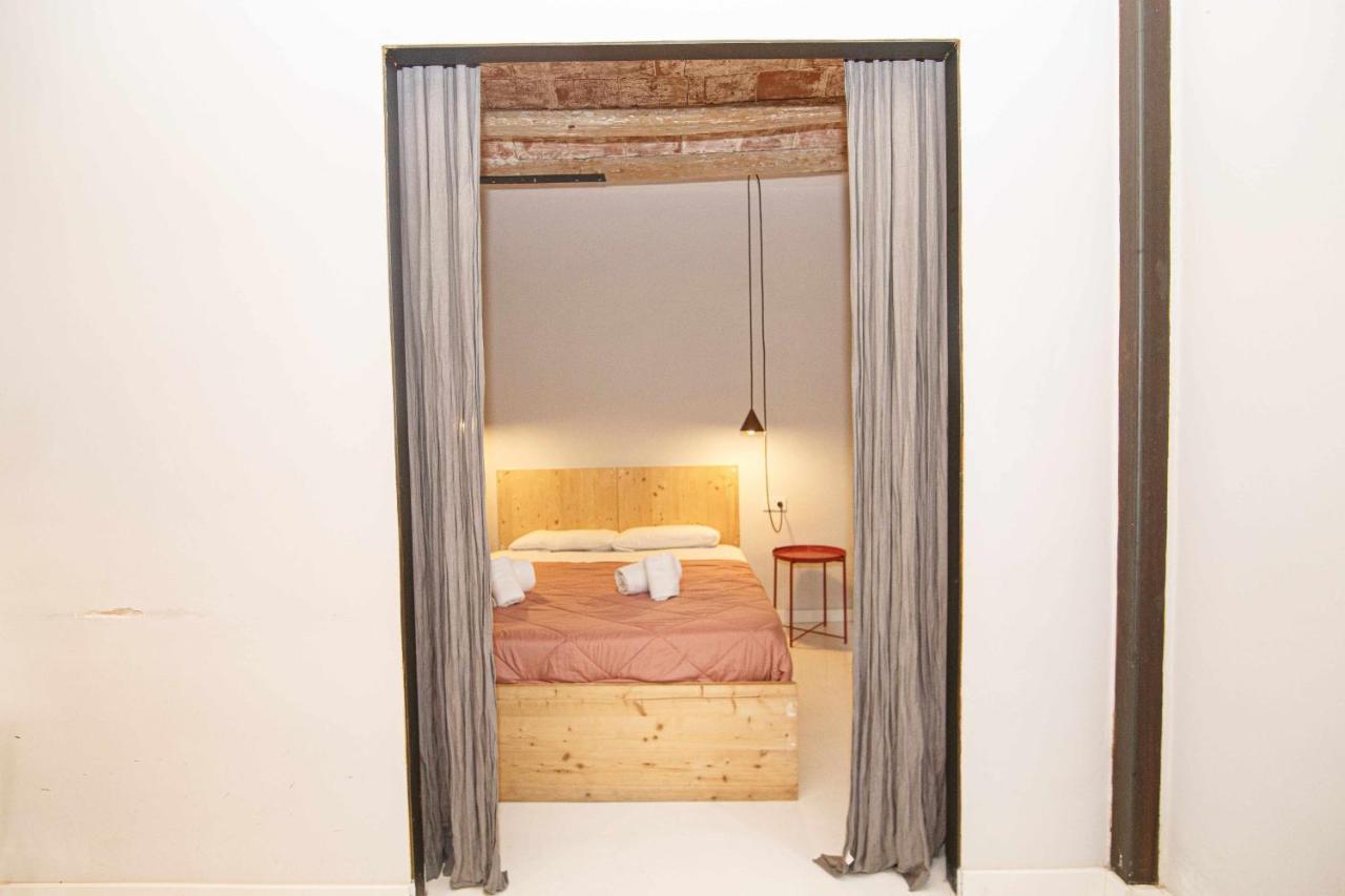 Apartamento Tr Auriga En El Barri Vell ชีโรนา ภายนอก รูปภาพ