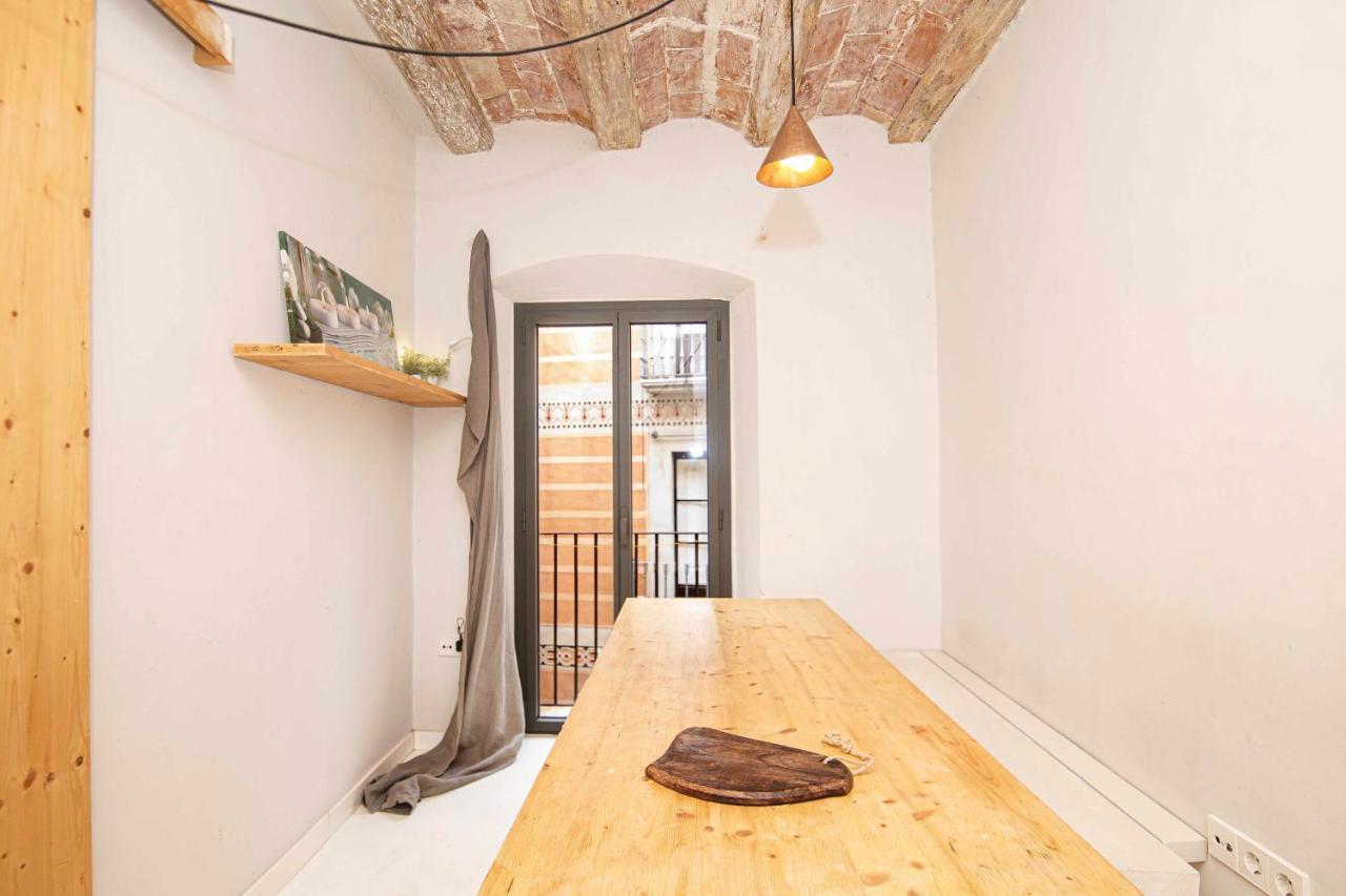 Apartamento Tr Auriga En El Barri Vell ชีโรนา ภายนอก รูปภาพ
